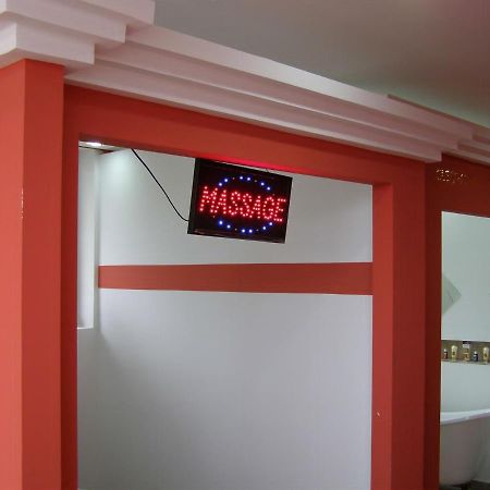 Hotel Wellness & Spa Angelo Gabriel Petrovac Exterior foto
