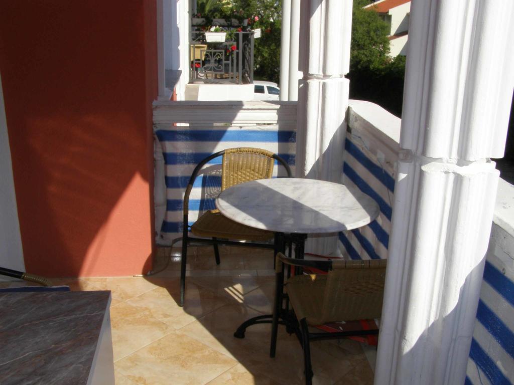 Hotel Wellness & Spa Angelo Gabriel Petrovac Quarto foto