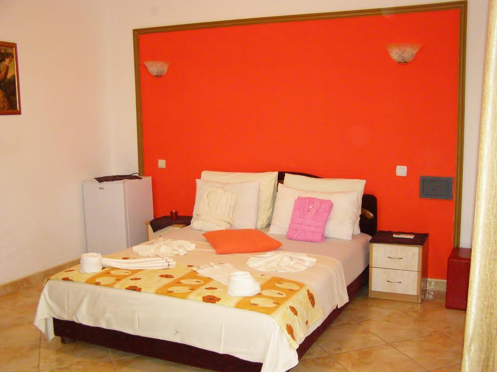 Hotel Wellness & Spa Angelo Gabriel Petrovac Exterior foto